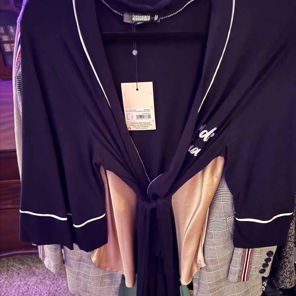 ASOS misguided bride squad robe NWT size 4 us - Picture 2 of 6